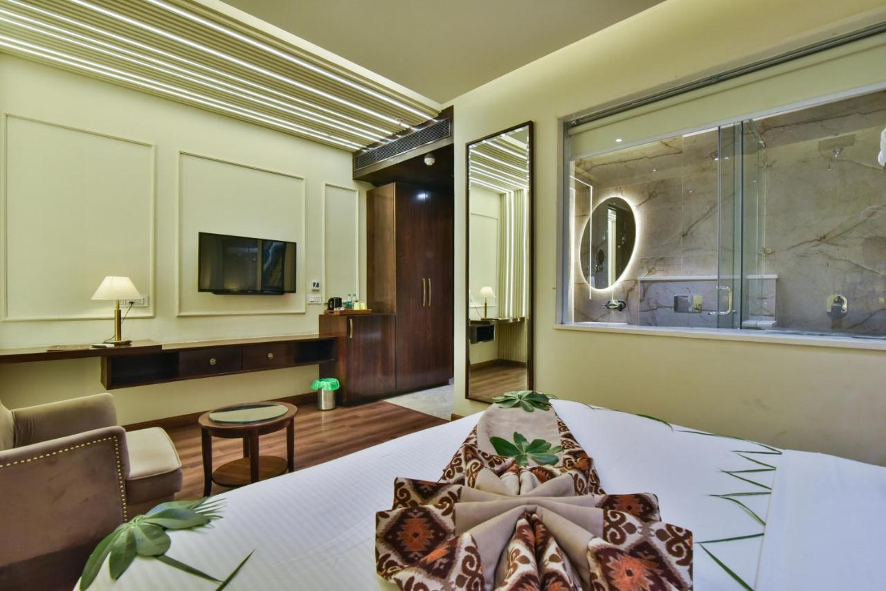 Hotel Br Grand With Nimo Club Amritsar -5 Mint From Golden Temple Eksteriør bilde