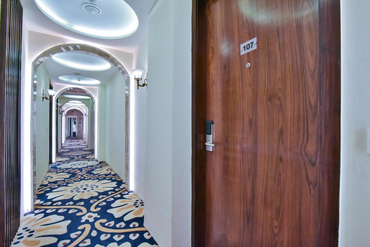 Hotel Br Grand With Nimo Club Amritsar -5 Mint From Golden Temple Eksteriør bilde