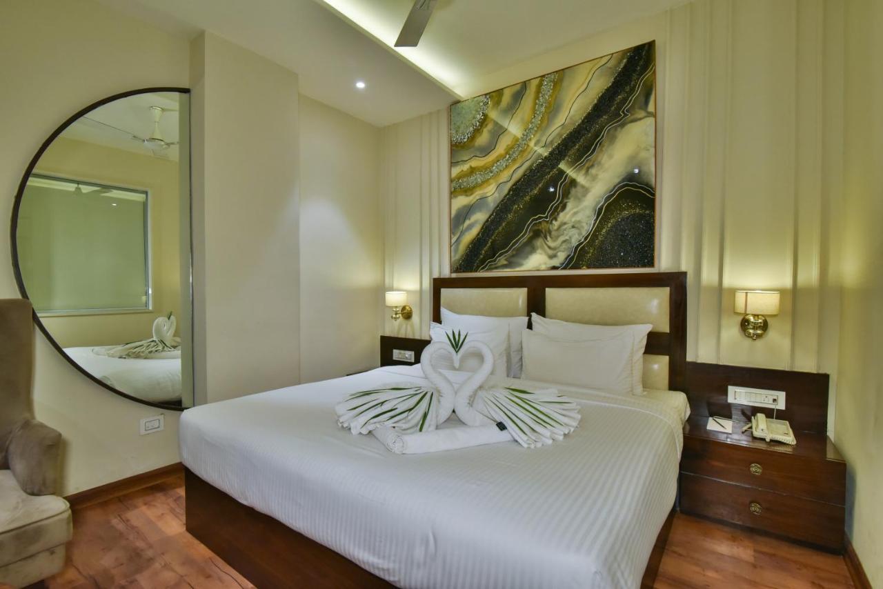 Hotel Br Grand With Nimo Club Amritsar -5 Mint From Golden Temple Eksteriør bilde